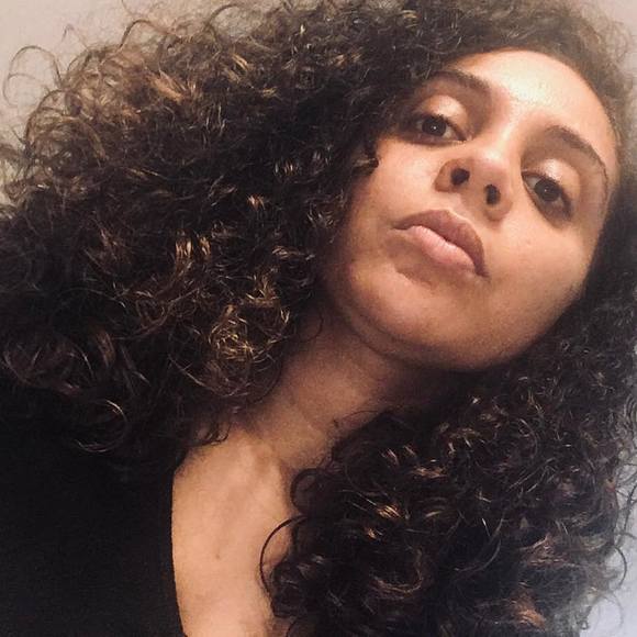 Meet your Posher, Tay - Picture 1 of 1